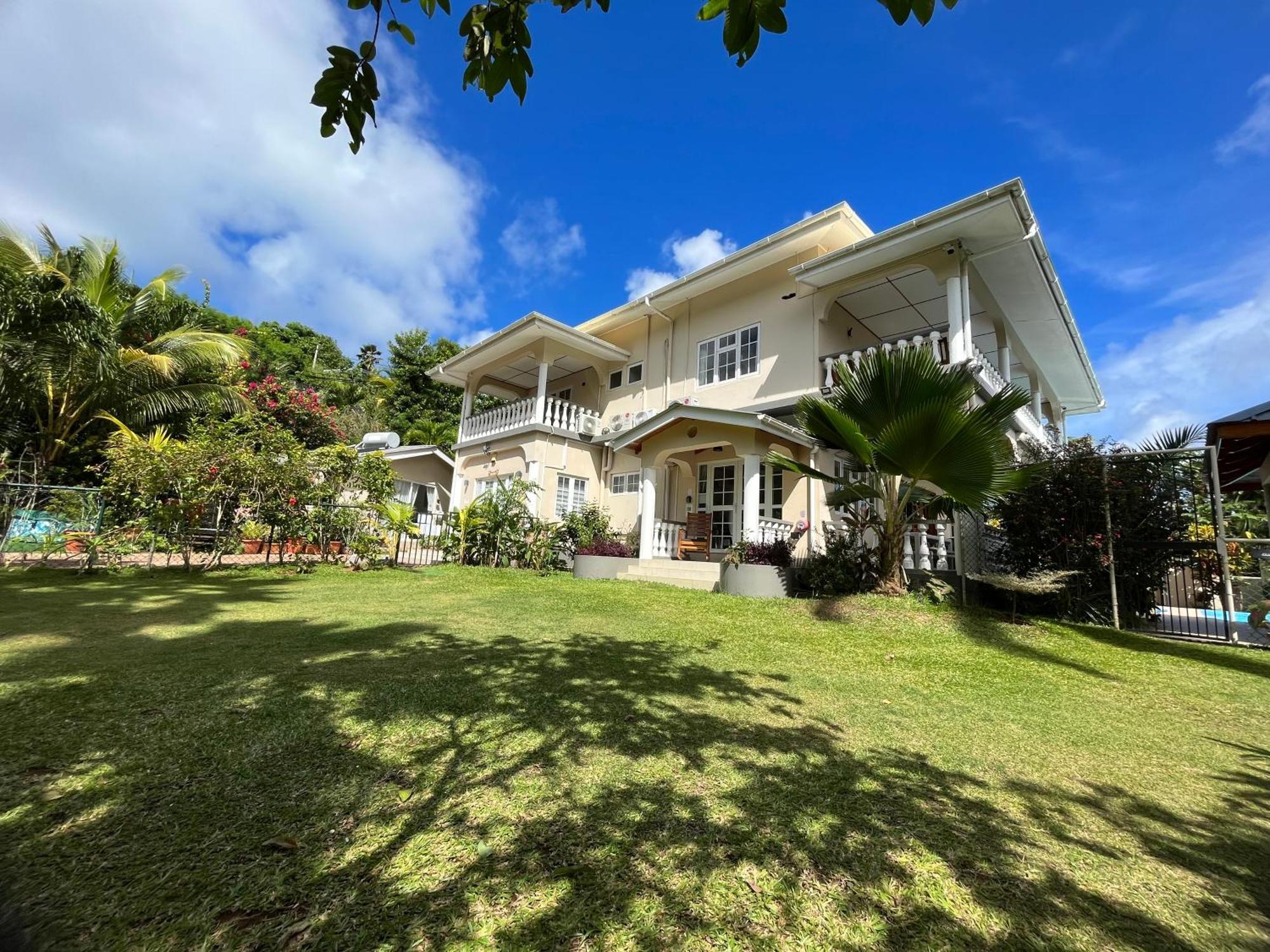 Royal Bay Apartment Anse Royale Buitenkant foto
